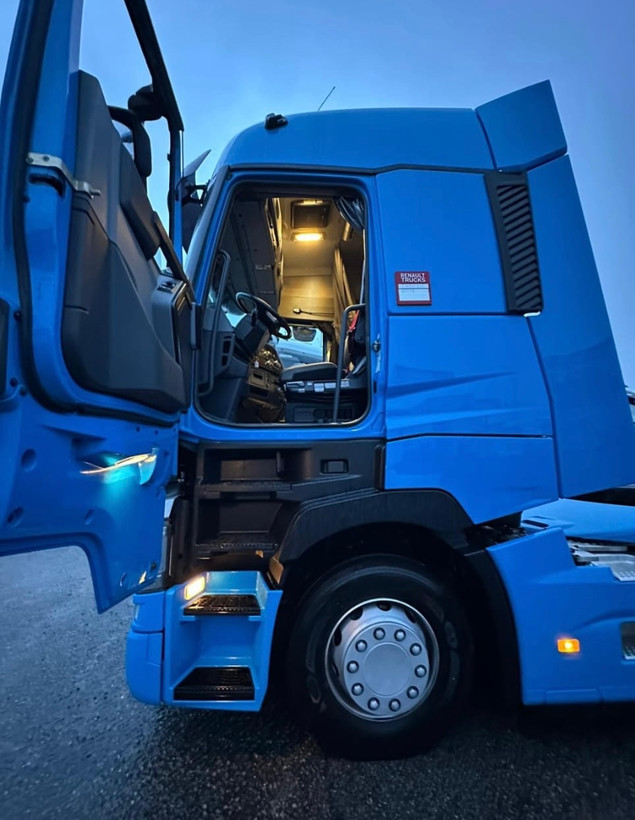 رنو T 520 مدل ۲۰۲۱ | آبی | دو دستگاه